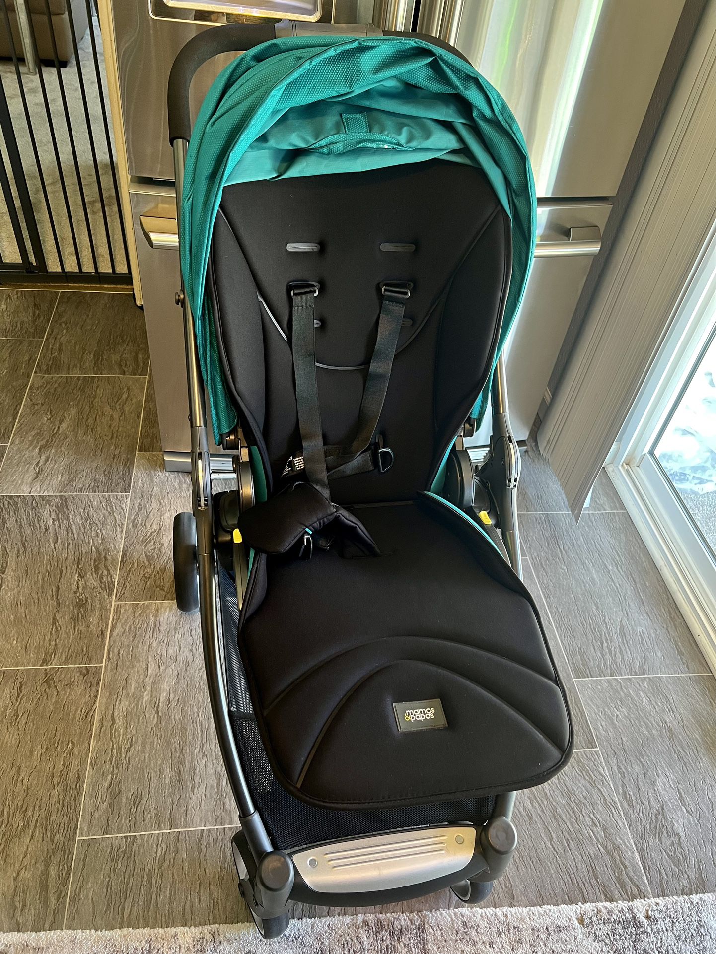 Mamas & Papas Armadillo Stroller  Excellent Condition Smoke And Pets Free Home Seriously Buyers Only Please Check My Other Posts Thank 
