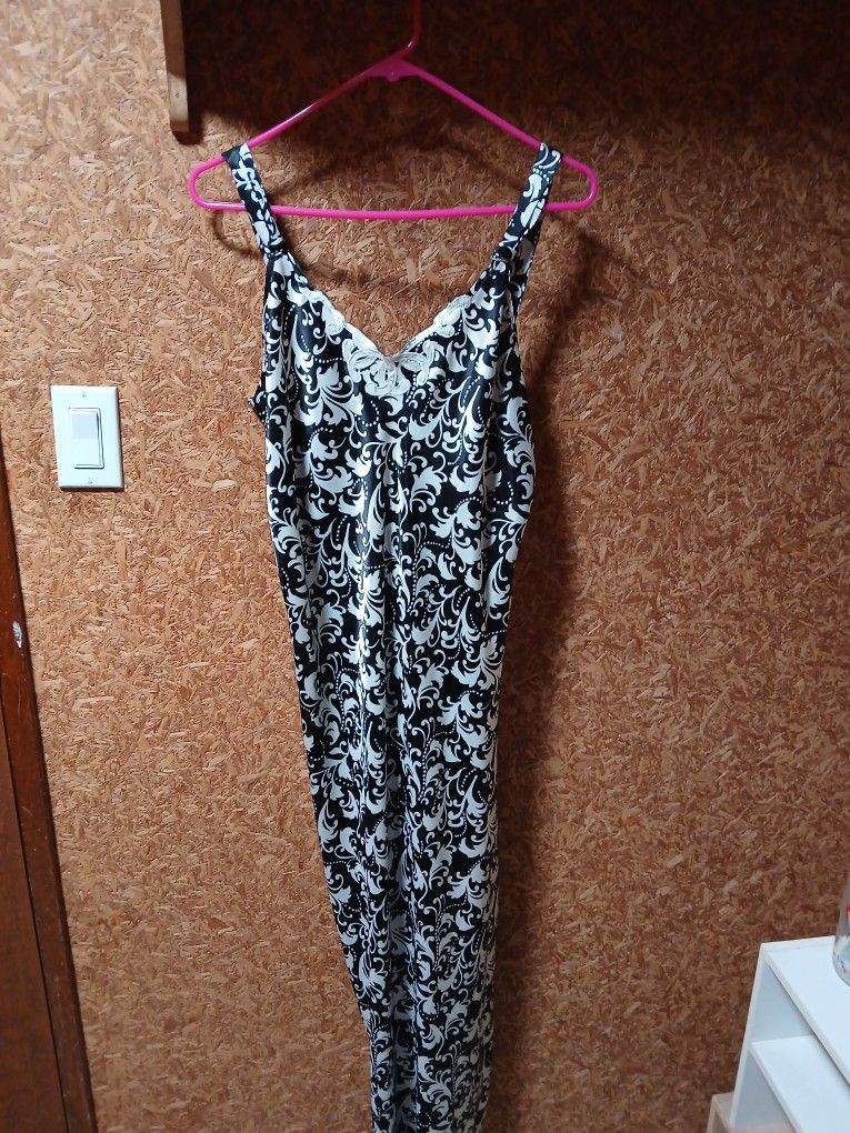 2 Piece Very Elegant Classy