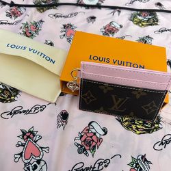 LV card holder