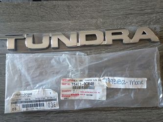 OEM 2007 - 2013 Toyota Tundra Tailgate Door Emblem Nameplate Badge 75471-0C040