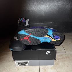 Aquas Retro Jordan Sneakers