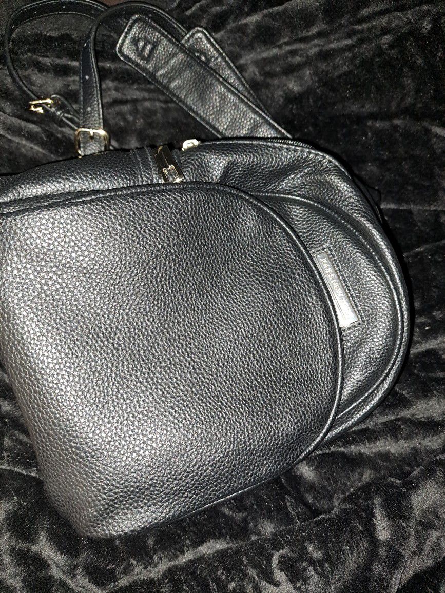 Black "Jones NY" Leather Double Bag