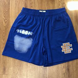E.E Dark blue shorts teeth graphic Size M
