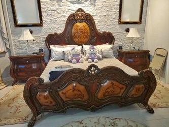 Michael Amini Chateau Beauvais Bedroom Set