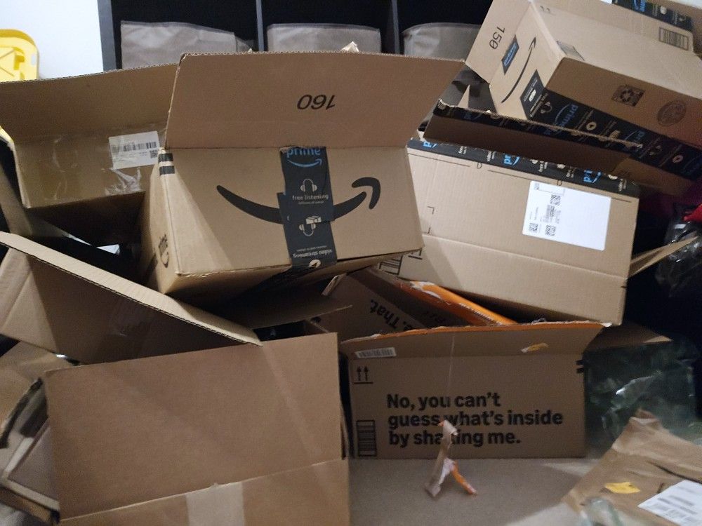 Amazon Boxes 