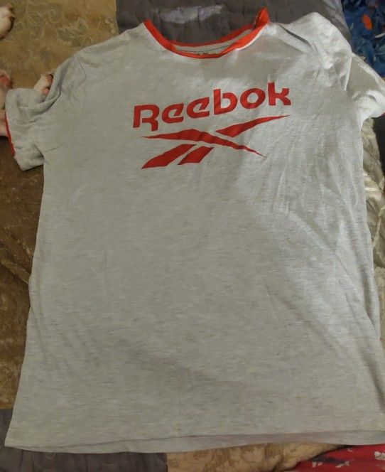 Reebok T-shirt
