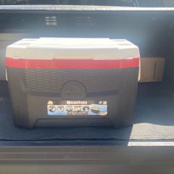 Igloo Quantum 55 Quart Cooler 