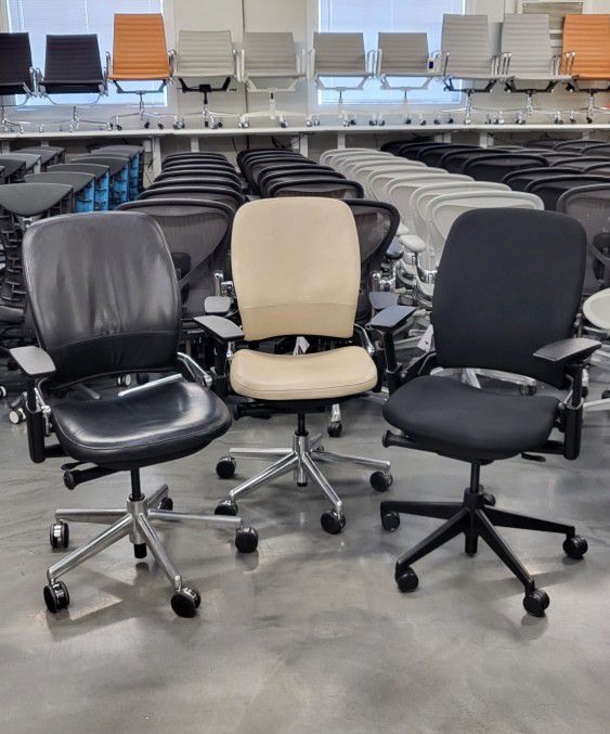 Like New Steelcase Leap V2 Chair (various colors)