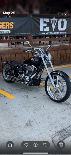 2009 Harley Davidson Rocker C