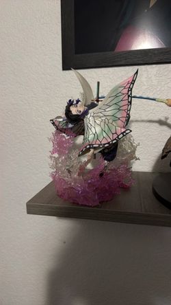 Demon slayer figure (no box)