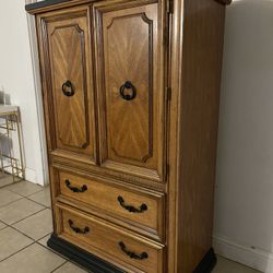 Tall Drawer Chest 