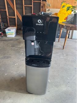 Avalon Silver Bottom-loading Cold and hot Water dispenser
