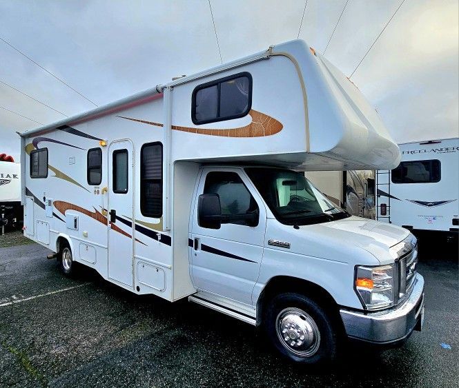 2013 Forest River Sunseeker 2450S-CD