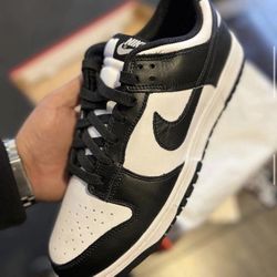 Nike Dunk Low Retro Panda Black Men’s 8M / 9.5 Women’s