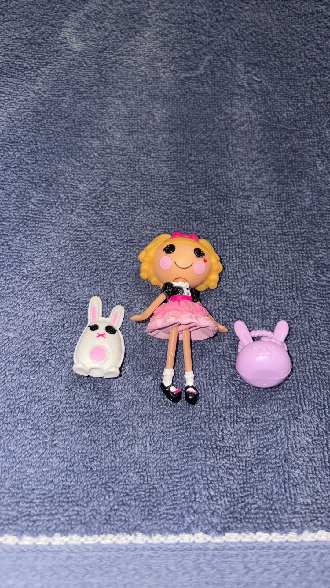 Lalaloopsy mini doll Misty, mysterious