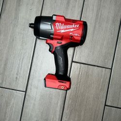 Milwaukee M18 Fuel Brushless 1/2 in. Impact Wrench Like New Tool Only 