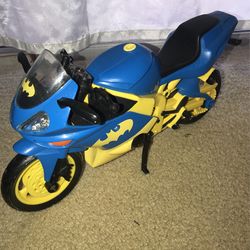 BATMAN BARBIE BATGIRL MOTORCYCLE DC COMICS 2003