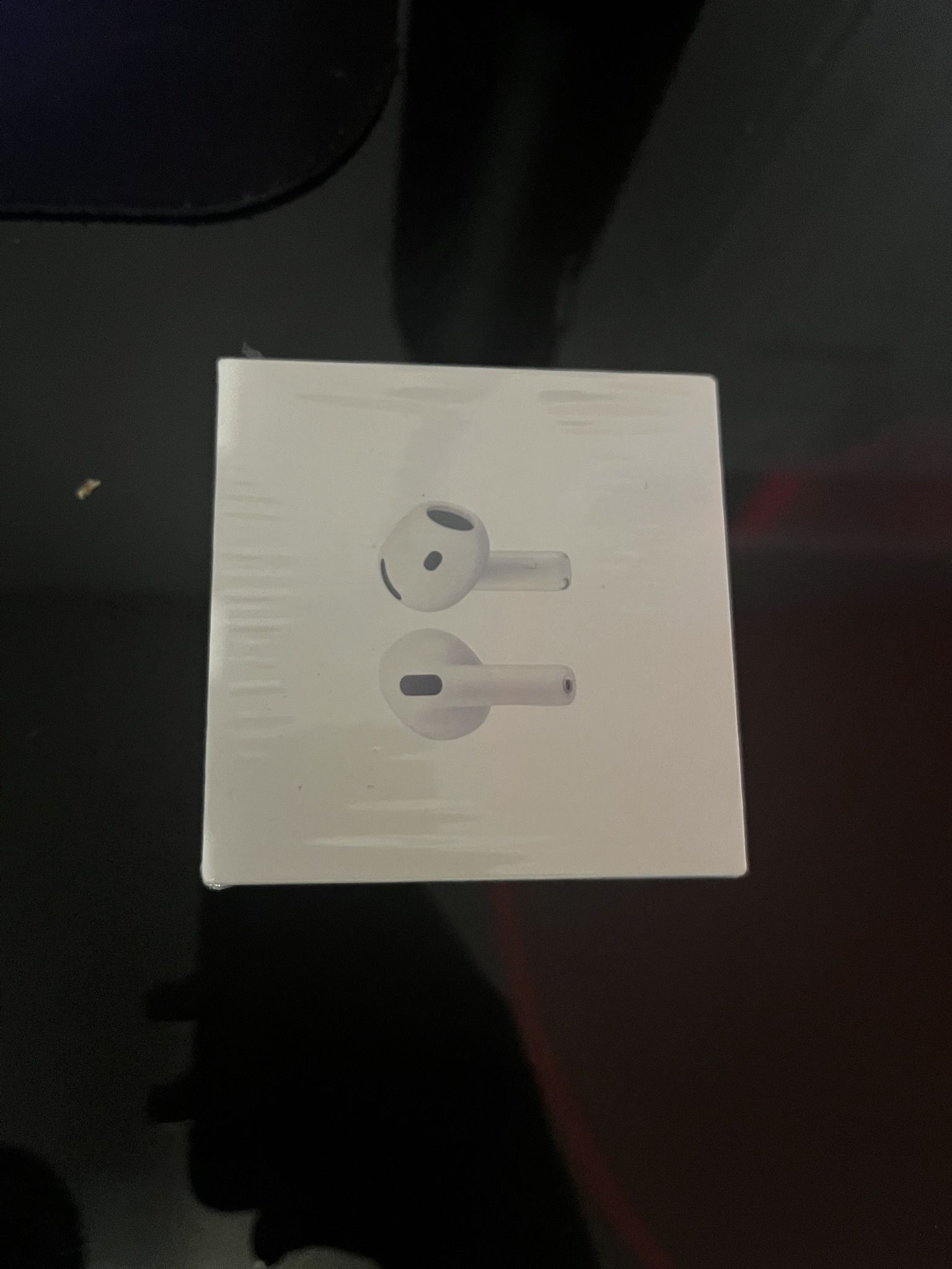 AirPods 4 ANC (active Noise Cancellation)