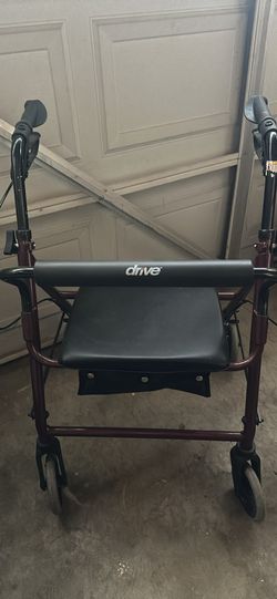 Walker with seat