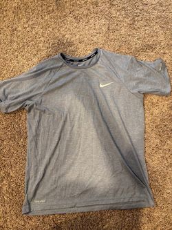 Nike Dri-FIT Short Sleeve Shirt
