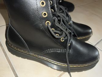 Size 9 Doc Martens