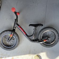 Trek Balance Bike: “Kickster” Size 12