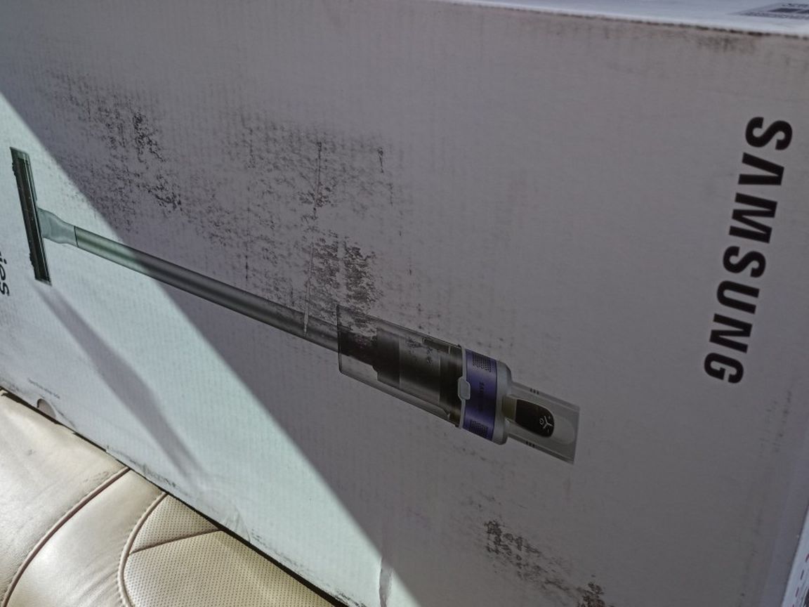 Samsung Jet 70 Cordless Vacuum Brand New In Box