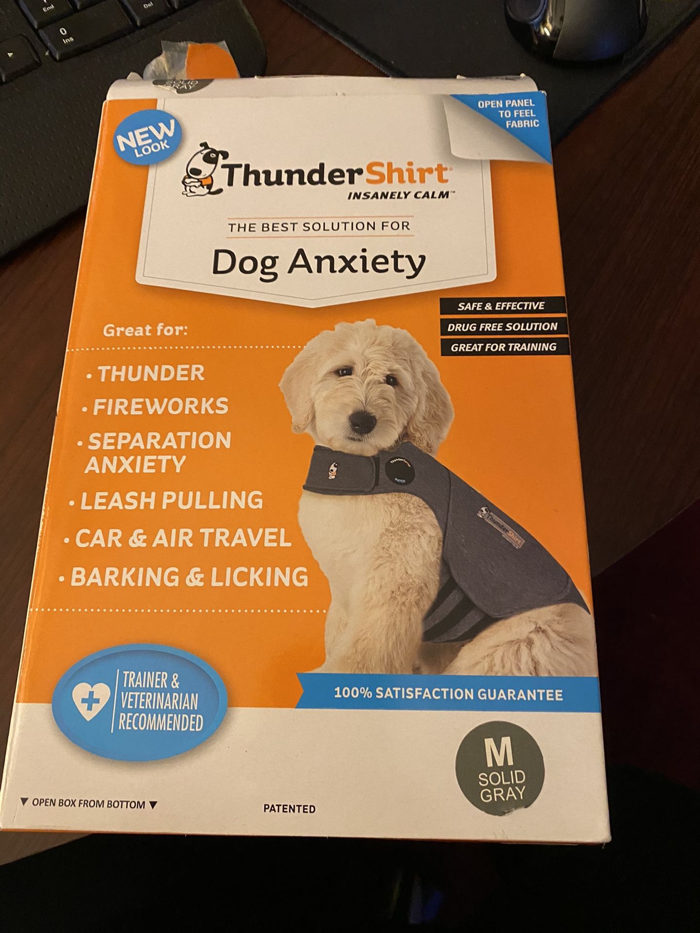 Thunder shirt medium dog