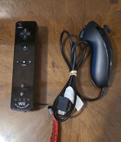 Nintendo Wii motionPlus controller. and Nunchuk Controller Set