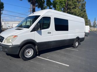 2011 Mercedes-Benz Sprinter 2500