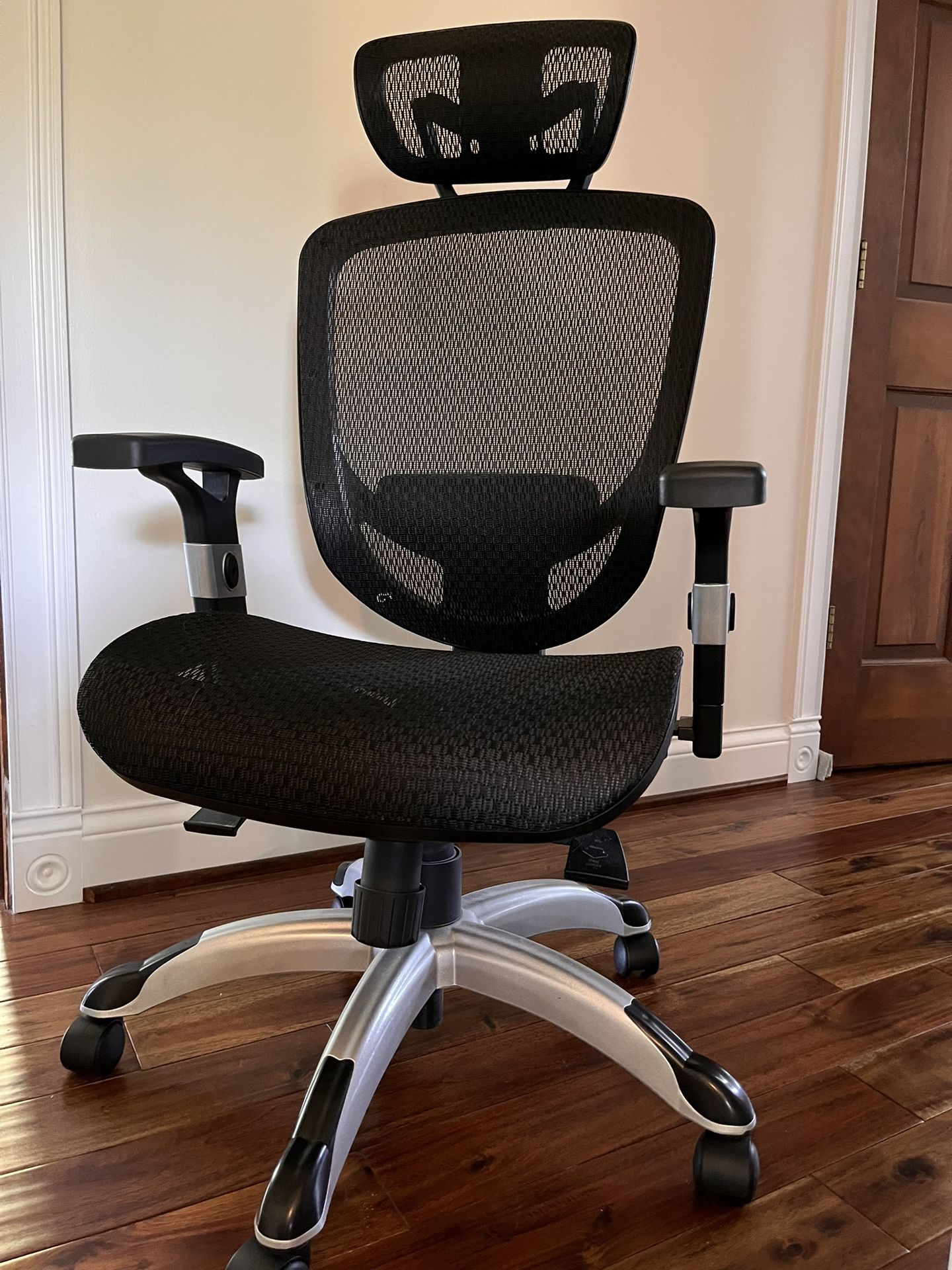 Ergonomic Office Chair-EC