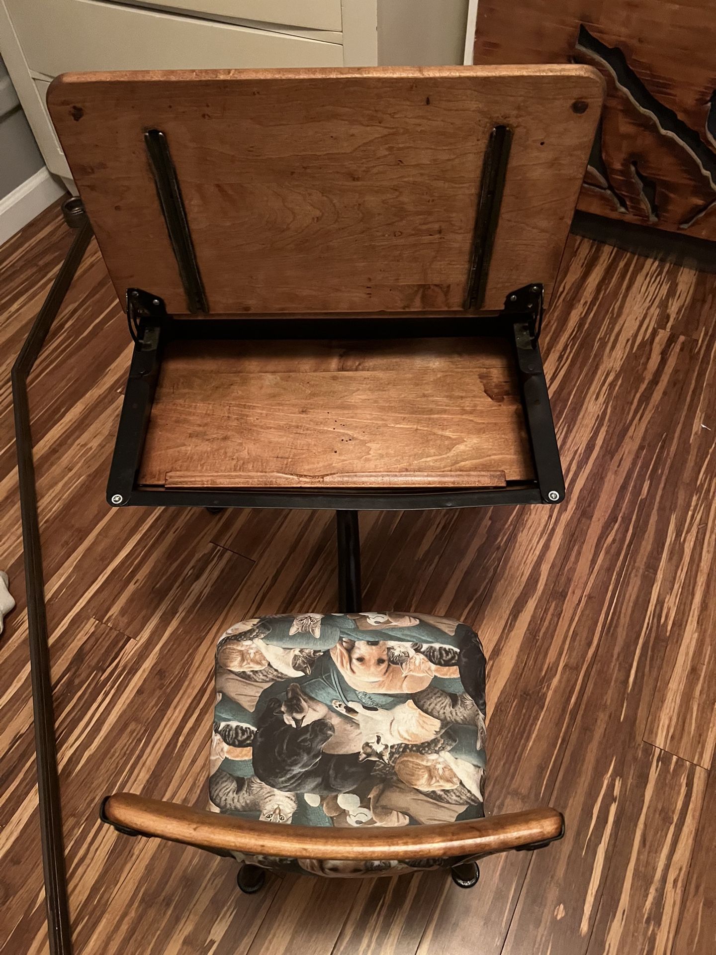 Vintage Toddler Small Child Kids School Desk Table Swivel Chair