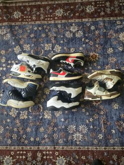 QUICK SALE SIZE 11 JORDANS AND NIKE $120