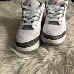 Jordan 4 Fire Red Youth