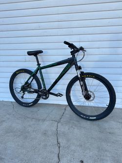Specialized Mountain Bike