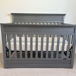 Crib with mattress