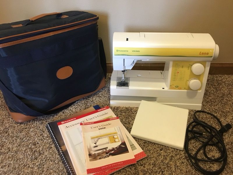 Husqvarna Viking Lena sewing machine for Sale in Canal Winchester, OH