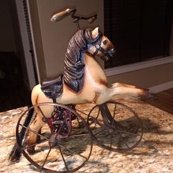 ANTIQUE CHILDRENS TOY HORSE