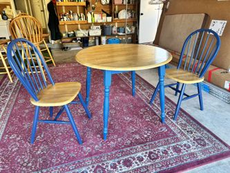 $75 OBO! ADORABLE Table And Chairs