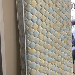 Twin Reversible Clean Bed 9” Mattress 🚚 Extra 