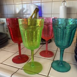 Plastic Wine Glasses