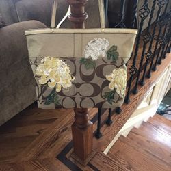Coach Tote
