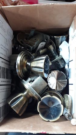 Old door knobs maybe 5 sets