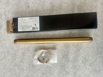 Brand New SIGNATURE HARDWARE ceiling arm rainfall shower 12”