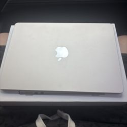 MacBook Air M4