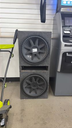 Kicker Dual Subwoofer Speaker Box