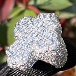 Men’s Cross Ring Size 11