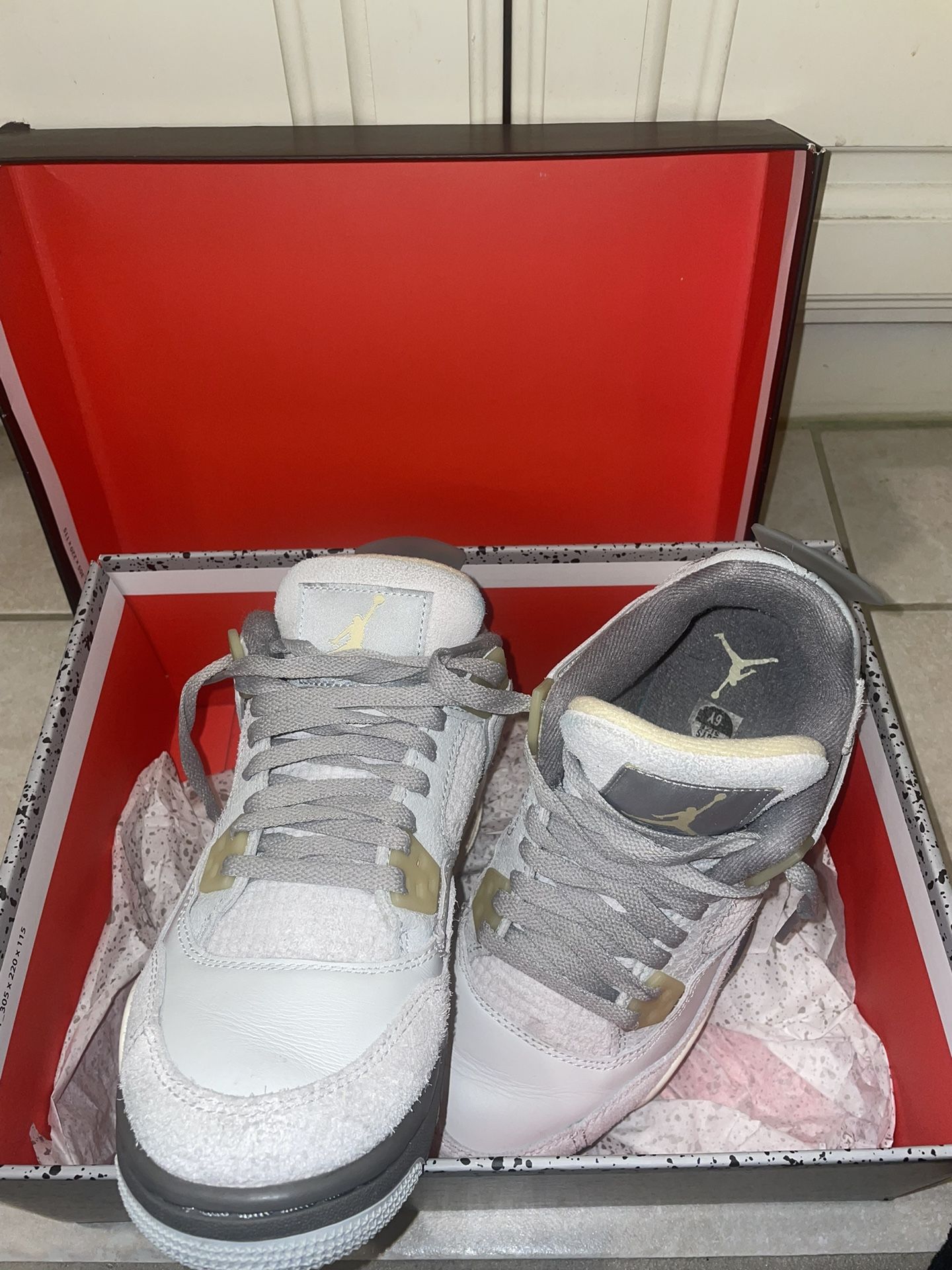 Jordan 4's Retro Grey and Beige