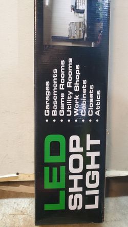 Brand new LED shop light: Plug and Play