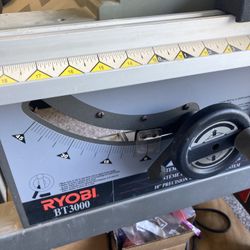 Ryobi BT3000 Table Saw